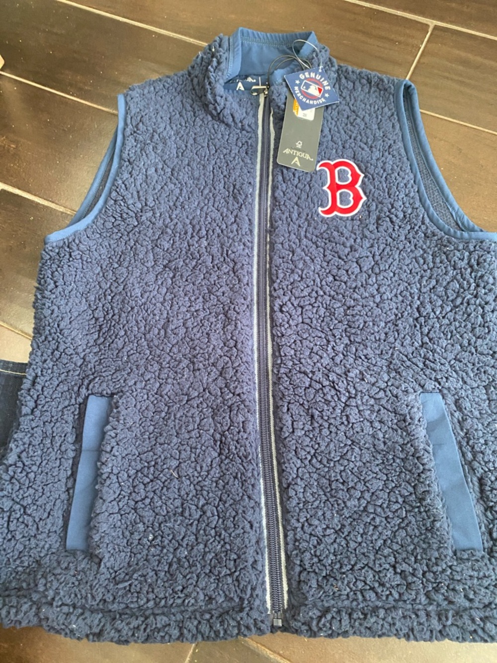 Boston Red Sox Sherpa Vest NWT Women's size Medium